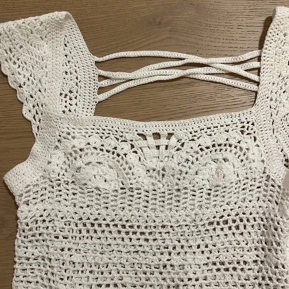 White Crochet Crop Top - Picture 3 of 4